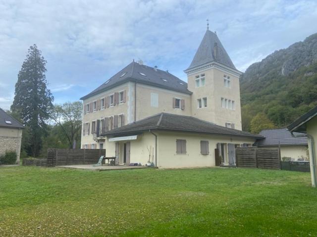 Au Chateau Saint Blaise Virignin Exterior foto